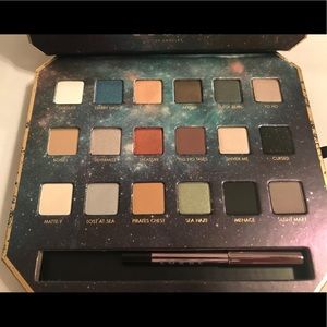 LORAC Pirates of the Caribbean Eyeshadow Palette